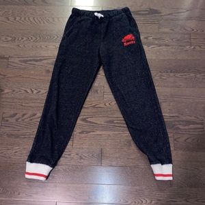 Well loved boys Roots Cabin sweat pant.